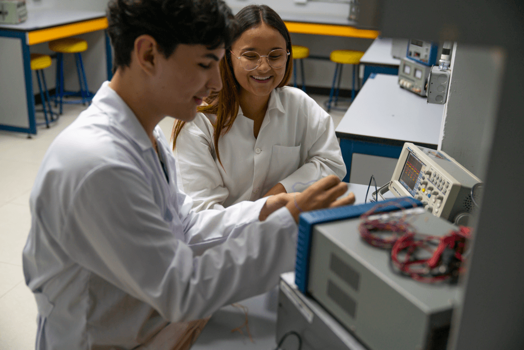 Carrera de Ingeniería Electromecánica   