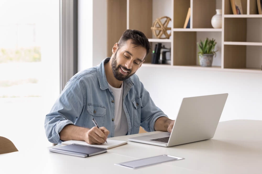 Cómo aprender inglés en línea en U Fidélitas