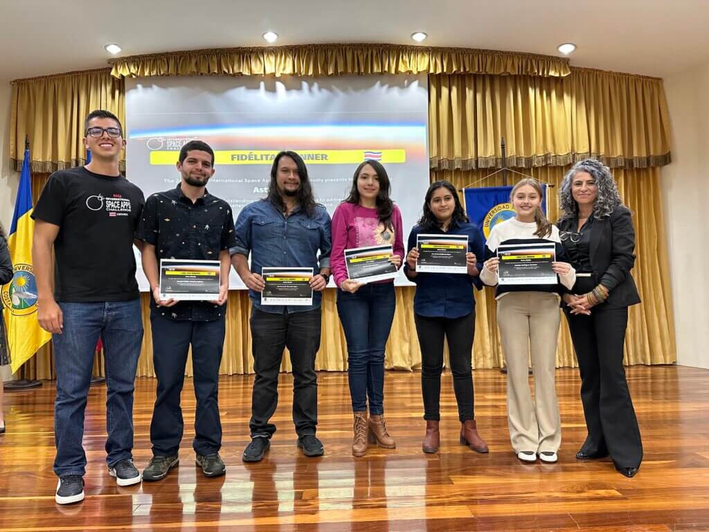 Astromichis - ganador Nasa Space Apps sede Fide
